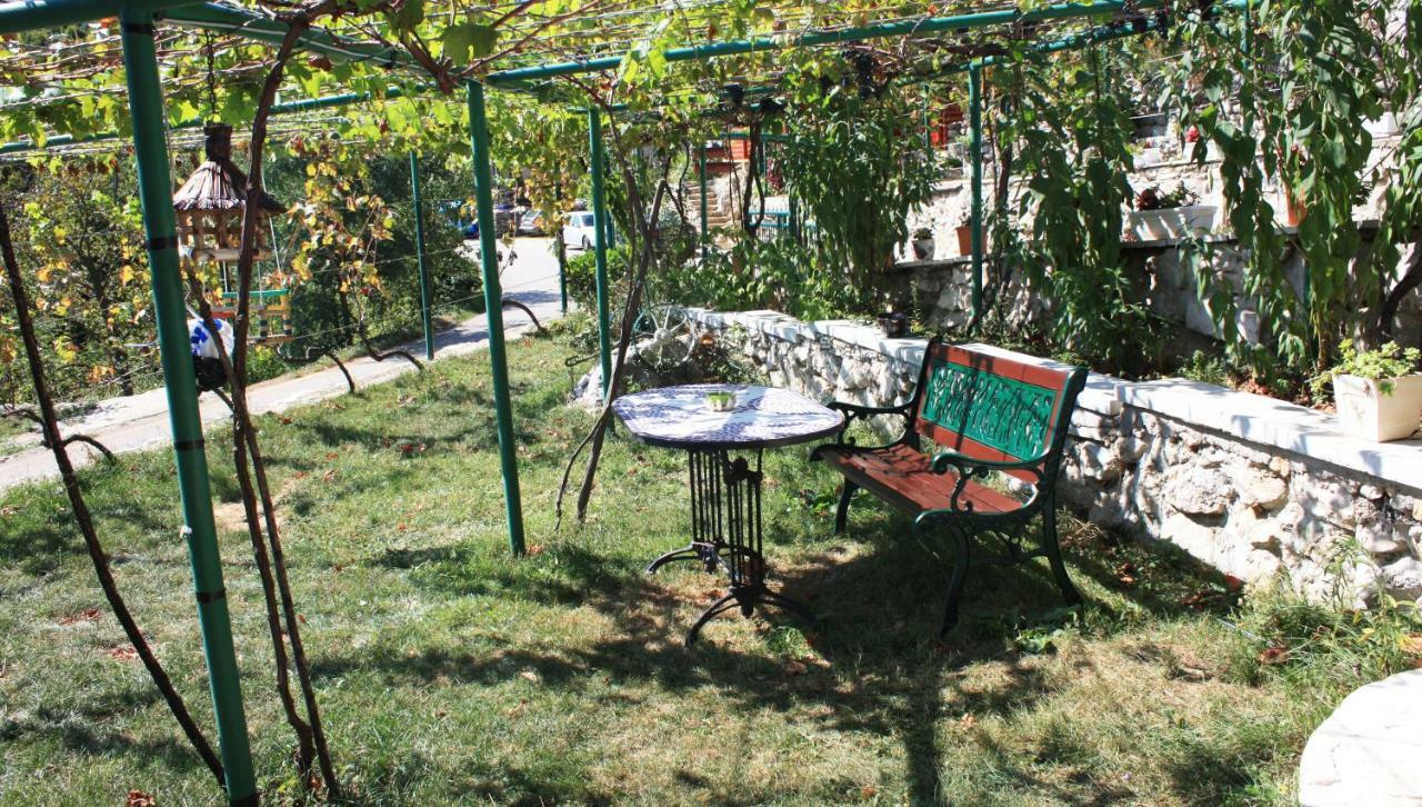 Holiday Village Ostrog Niksic Luaran gambar